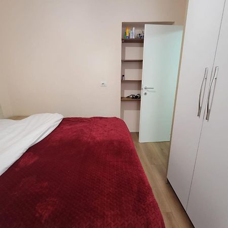 Ajla Komuna Apartament Apartment Tirana Exterior foto