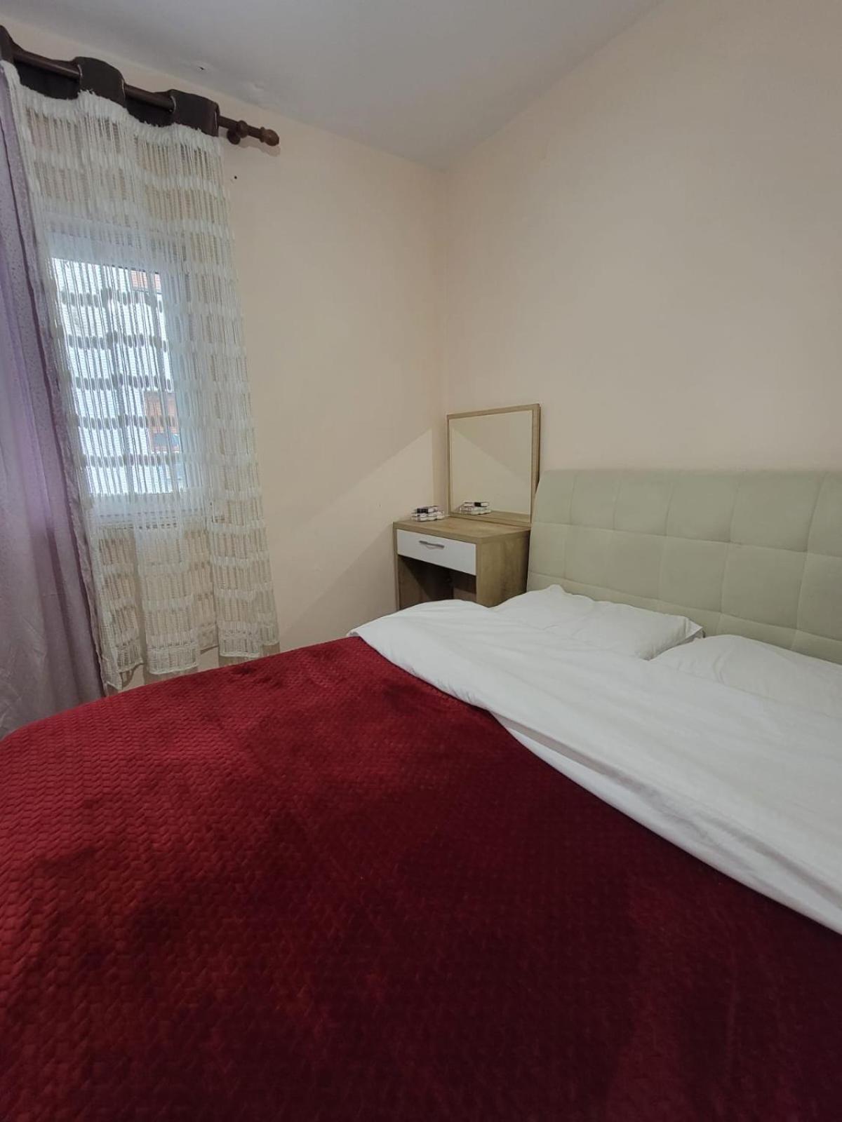 Ajla Komuna Apartament Apartment Tirana Exterior foto